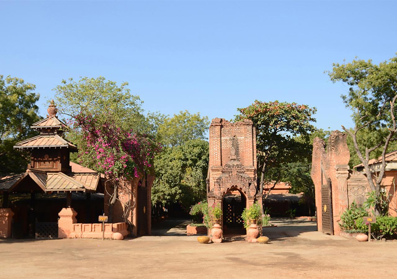 Kma Bagan Hotel Экстерьер фото